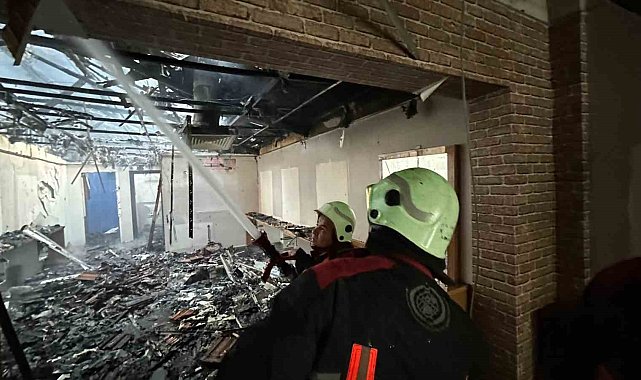 Malatya'da ağır hasarlı evde yangın