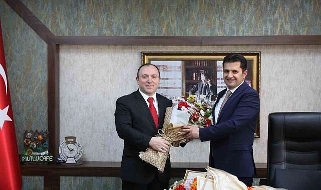 Millî Eğitim Müdürü Salih Kaygusuz çalışanlarla vedalaştı