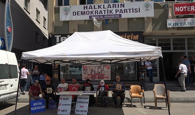 Muş'ta HDP önünde eylem yapan ailelerin sayısı 45'e çıktı