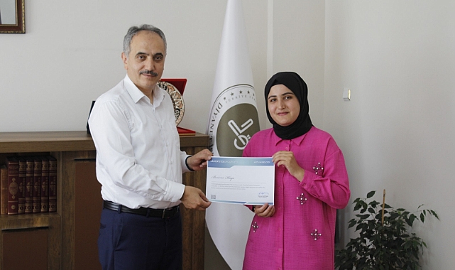 İlahiyat fakültesi öğrencileri stajlarını tamamladı