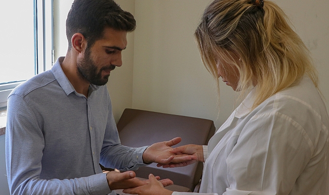 Sosyal hayatı etkileyen el terlemesine 50 dakikalık müdahaleyle kalıcı çözüm