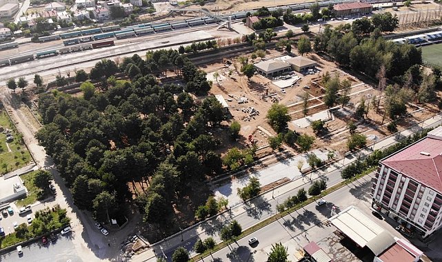 Tatvan'da 65 bin metrekare alanda millet bahçesi yapılıyor