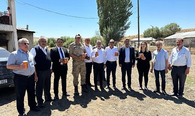 Tutak&#039;ta bal hasadı şenliği