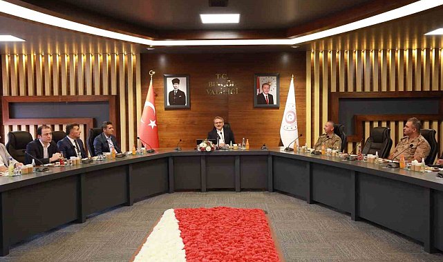 Vali Kadir Ekinci, Bingöllülerle vedalaştı