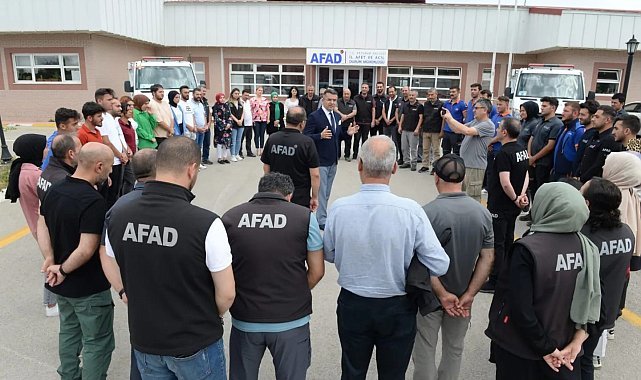 Vali Okay Memiş veda ziyaretlerinde bulundu