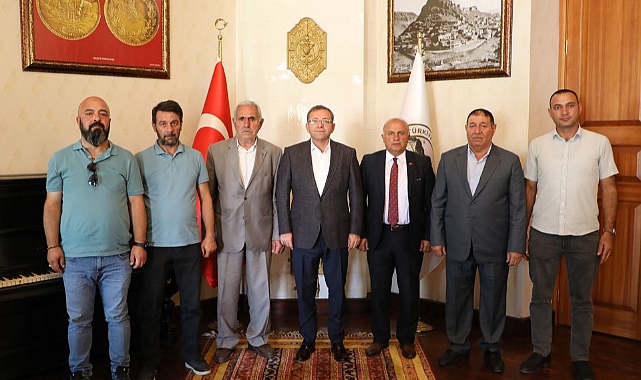 Vali Polat'a yoğun ilgi