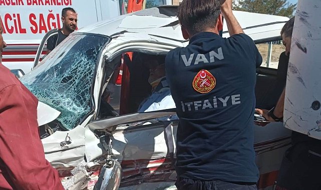 Van'da trafik kazası: 2 yaralı