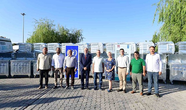 Yeşilyurt Belediyesi'ne 110 adet hibe çöp konteyneri