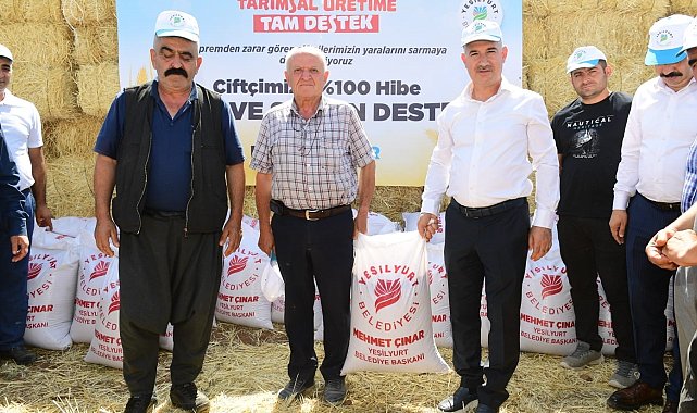 Yeşilyurt'ta depremzede üreticilere tarımsal destek
