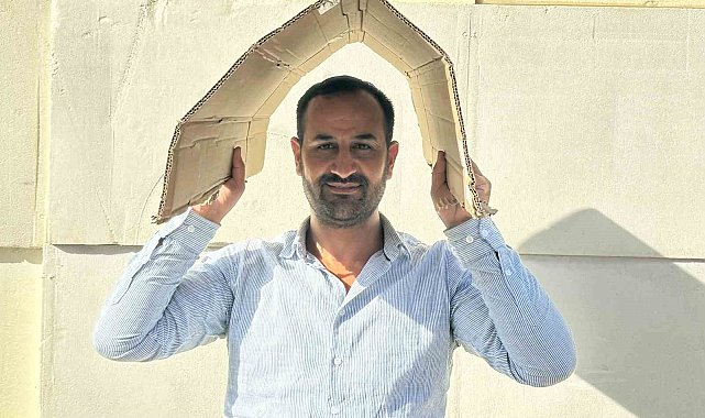 Yüksekova'da sıcaklık 40 dereceyi geçti, yollar ve parklar boş kaldı