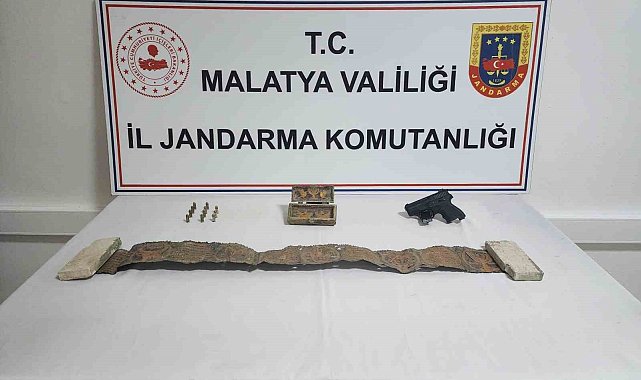 3 bin 500 yıllık tarihi esere alıcı ararken yakalandılar