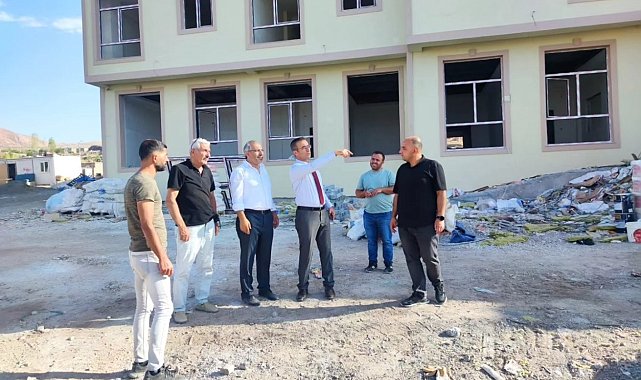 Ağrı Gençlik ve Spor İl Müdürü Din, Doğubayazıt'taki yatırımları inceledi
