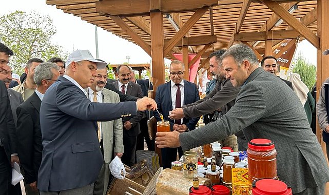 Ağrı'da 6'ncı Geven Balı Festivali başladı