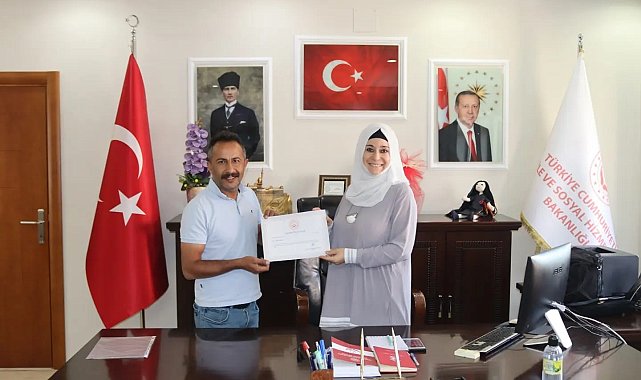 Ağrı'da deprem bölgesinde görev yapan personele teşekkür belgesi