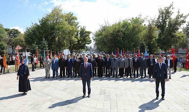Ağrı'da İlköğretim Haftası kutlanıyor
