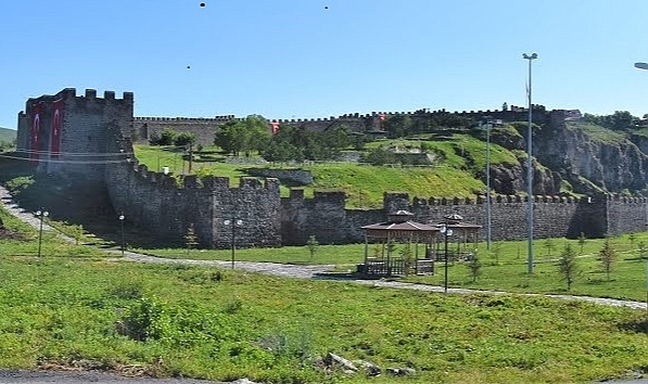 Ardahan Kalesi ziyaretçi rekoru kırdı