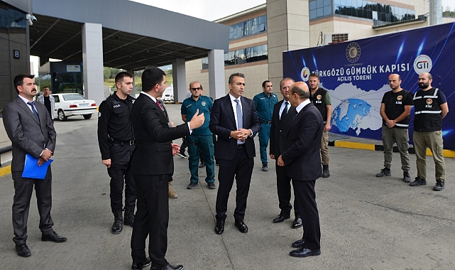 Ardahan Valisi Çiçek, Türkgözü Gümrük Kapısı'nda incelemede bulundu