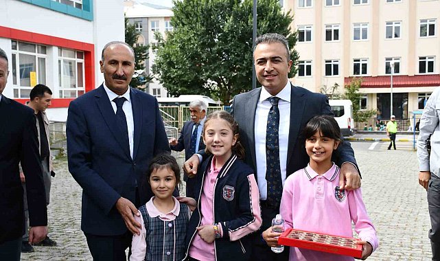Ardahan&#039;da İlköğretim Haftası kutlama etkinliği düzenlendi