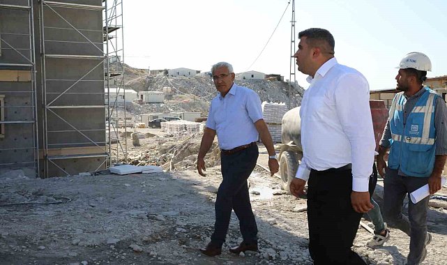 Başkan Güder: "Deprem konutları kısa süre içerisinde teslim edilecek"