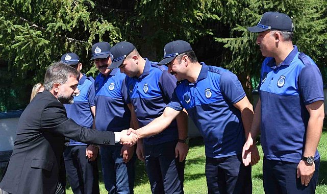 Başkan Uçar zabıta üniforması giydi, Zabıta Haftası'nı kutladı