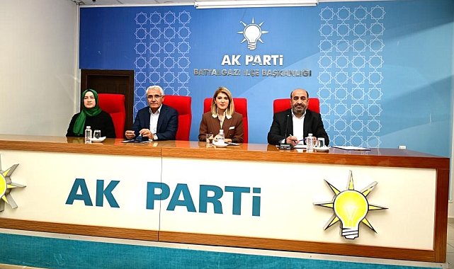 Battalgazi AK Parti mahalle başkanları ile toplantı yapıldı