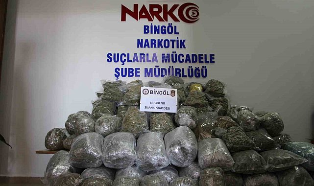Bingöl'de 84 kilo esrar ele geçirildi: 3 firari şahsı arama çalışmaları sürüyor