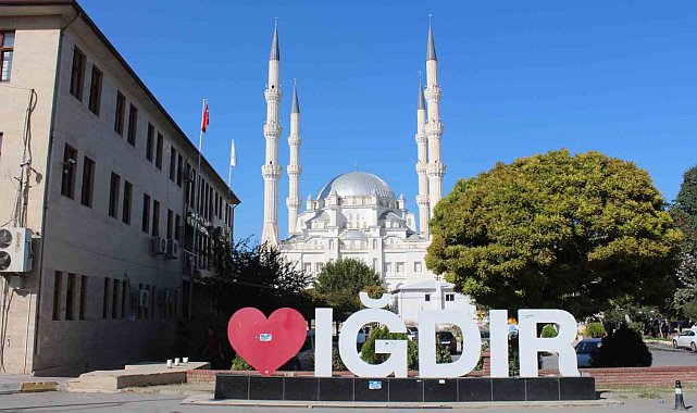 Cumhurbaşkanı Erdoğan'ın Zengezur Koridoru mesajı Iğdır'da büyük heyecan sebep oldu