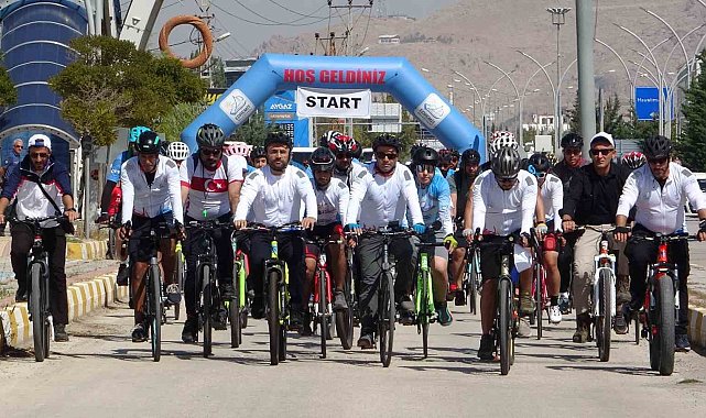 Edremit Belediyesi'nden 5. Bisiklet Festivali