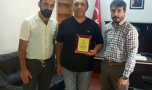 Emniyet müdürü 112 kez kan bağışı yaparak rekor kırdı