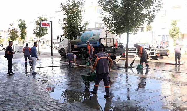 Erzurum'da temizlik timleri işbaşında