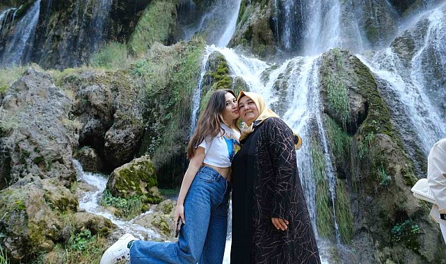 Girlevik Şelalesi'nde hafta sonu yoğunluğu