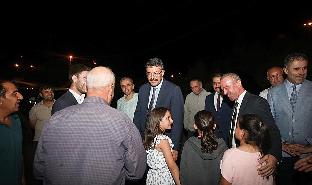 Hakkari Valisi Ali Çelik "Gece mesaisinde"