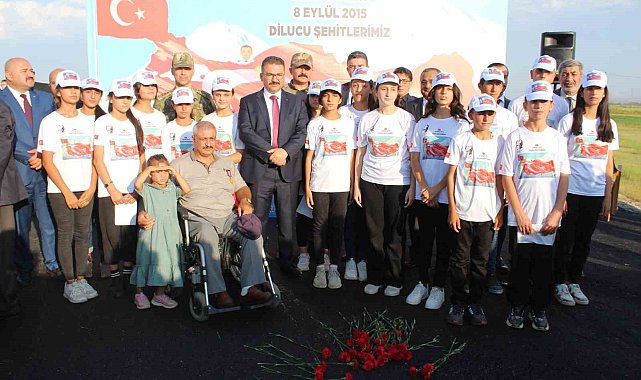 Iğdır'da 8 yıl önce şehit düşen 13 polis anıldı