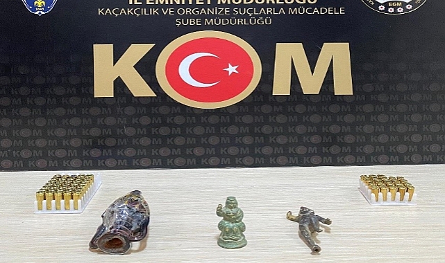 Kars'ta tarihi eser ve silah ele geçirildi