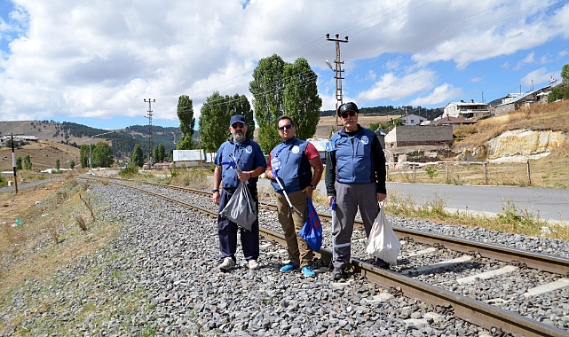 Kars'tan Edirne'ye plastik çöp toplama yürüyüşü devam ediyor