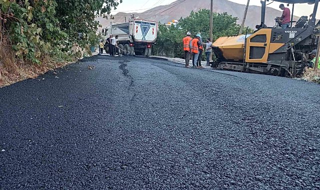 Kazandıoğlu semti ilk defa asfalta kavuştu