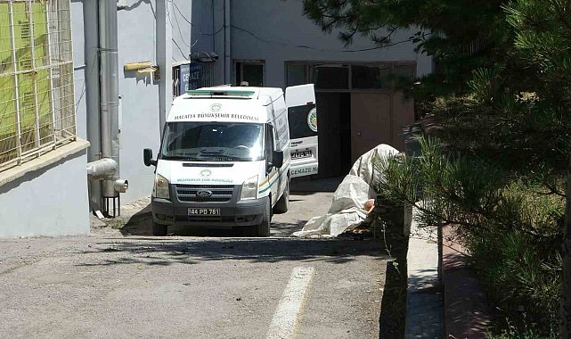 Malatya'da 27 yaşındaki genç, göğsünden silahla vurulmuş halde bulundu