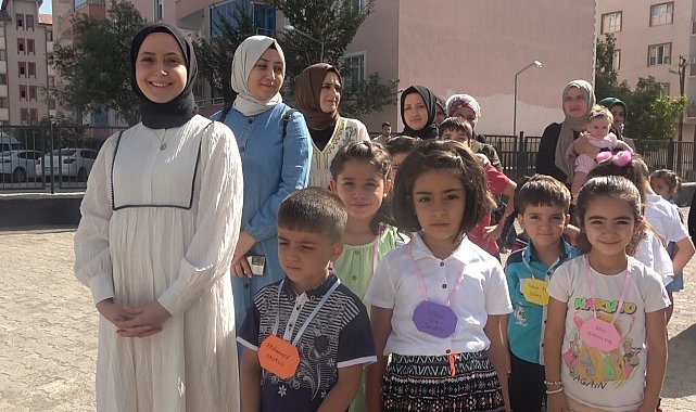 Muş'ta 18 bin öğrenci için ilk ders zili çaldı