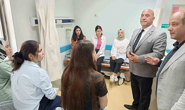 Öğretmenleri taşıyan minibüs kaza yaptı: 12 yaralı
