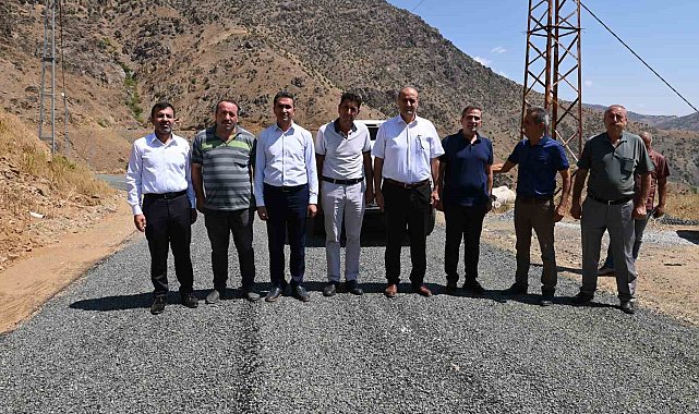 Pütürge'de asfalt çalışmaları devam ediyor