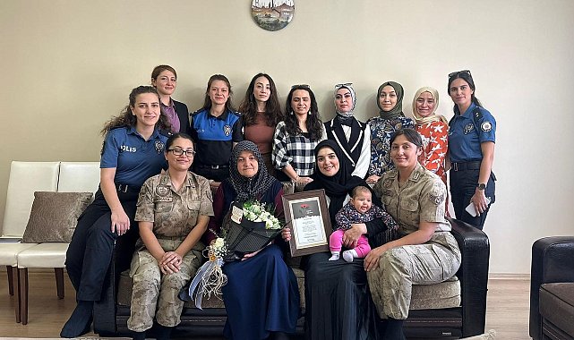 Şehit annesine ziyaret