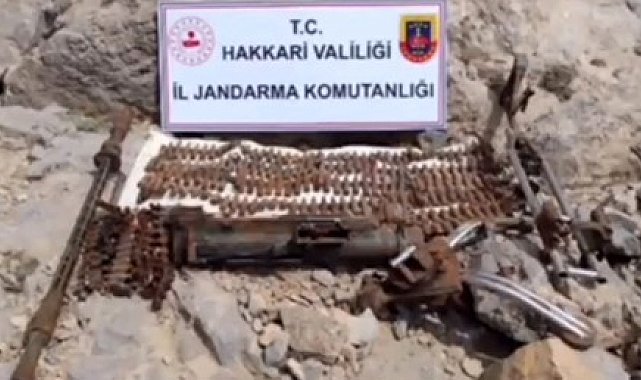 Şemdinli'de PKK'ya ait mağarada çok sayıda silah ve mühimmat ele geçirildi