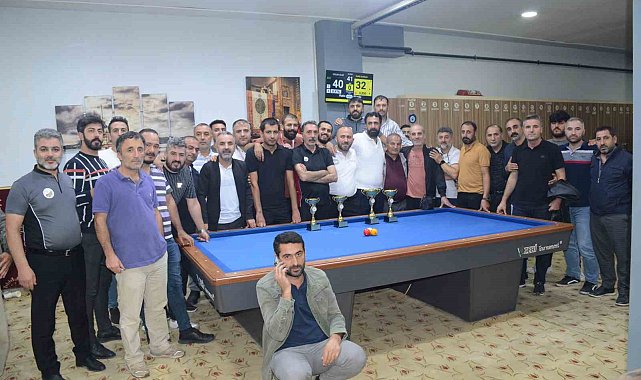 Tatvan'da '2. Bitlis 3 Bant Bilardo İl Birinciliği Turnuvası' düzenlendi