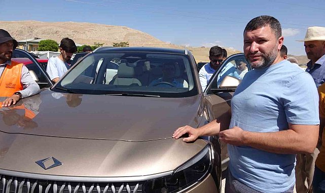 Togg'u açık oto pazarında görenler gözlerine inanamadı