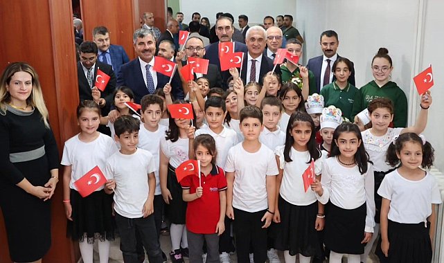Vali Çakır: "Yavrularımızın okumaktan başka bir şansı yok"
