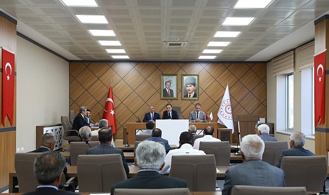 Vali Usta, projeler hakkında bilgi aldı