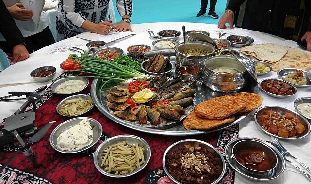 Van Mutfak Yöresel Ürünler Gurme Fuarı kapılarını ziyaretçilere açtı
