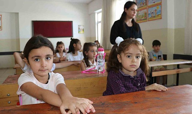 Van'daki okullarda 'uyum' zili çaldı