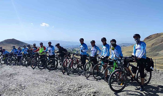 Vangölü Aktivistleri Derneği sağlıklı bir yaşam için pedal çevirdi