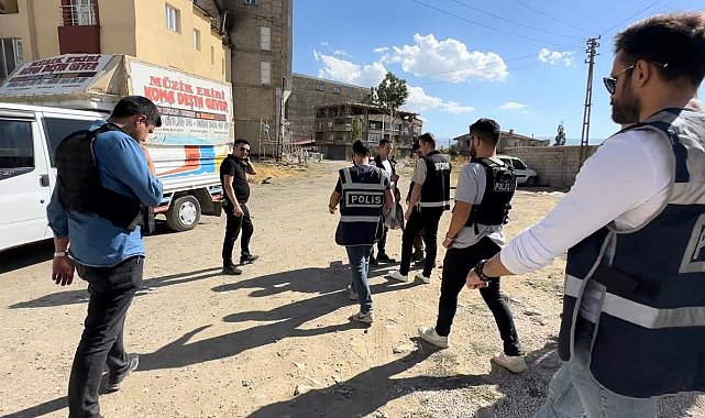 Yüksekova polisinden uyuşturucuya geçit yok: 9 gözaltı